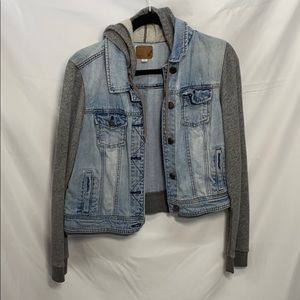 American Eagle hooded Jean Jacket